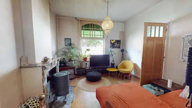 Te Koop Charmante Halfopen Villa Cottage Stijl Ruime Tuin