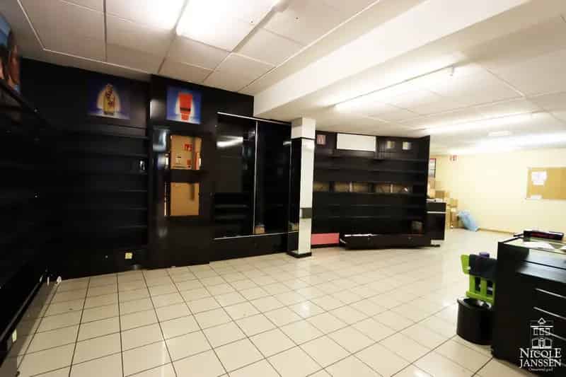 Handelspand 400m2 Maaseik Centrum