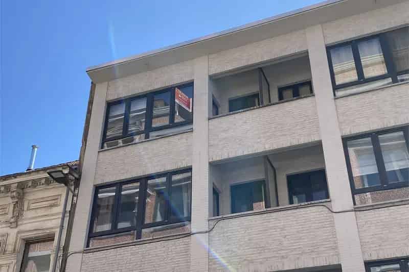 Appartement te huur op het Zuid: Lichtrijk & gerenoveerd
