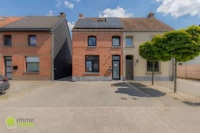 Instapklare woning Hamme oprit tuin