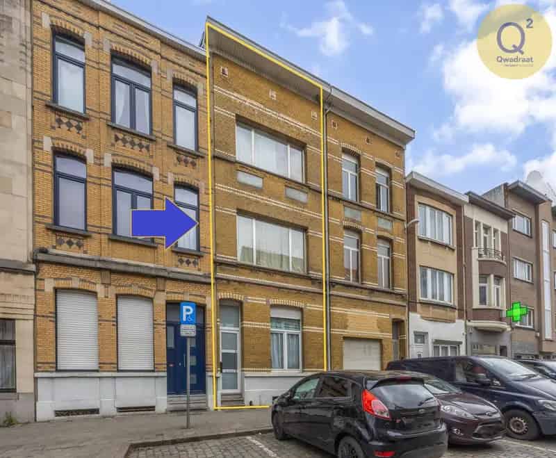 Huis te huur 6 slaapkamers 2 badkamers grote kelder