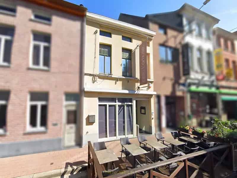 Commercieel pand te koop Zottegem centrum