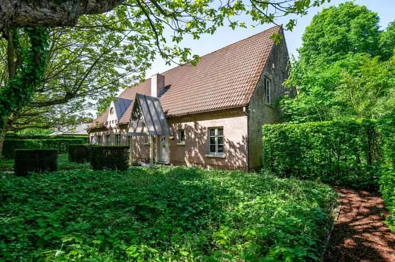 Ruime Villa Toplocatie