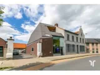 Handelspand te huur Eernegem 300m²