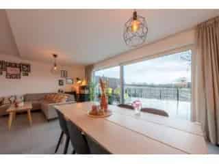 Gelijkvloers appartement Kraainem 90m2 tuin terras
