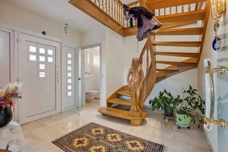 Huis te koop: Instapklare villa 4 slaapkamers 1285m²