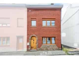 Huis te koop Gilly 5 slaapkamers