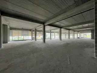 Handelspand te Huur Veurne - 461m² tot 1302m²