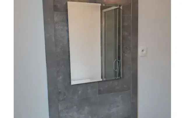 Huur 1 Slaapkamer Appartement 50m² Brussel