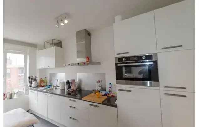 Huur 2 slaapkamer appartement van 94 m² in Antwerp