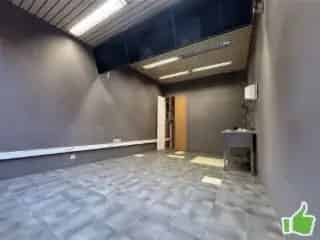 Handelspand te Koop Mouscron Centrum -  Geschikt voor Detailhandel en Kantoren