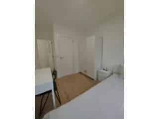 Appartement te huur Monceau-sur-Sambre 9 slaapkamers