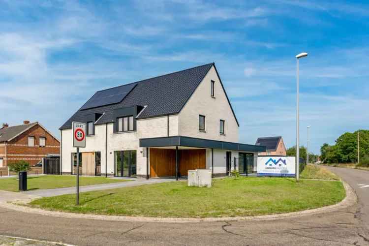 IDEALIS VASTGOED – KNAP AFGEWERKTE, ENERGIEZUINIGE EN UITERST RECENTE EENGEZINSWONING OP RUSTIGE LOCATIE