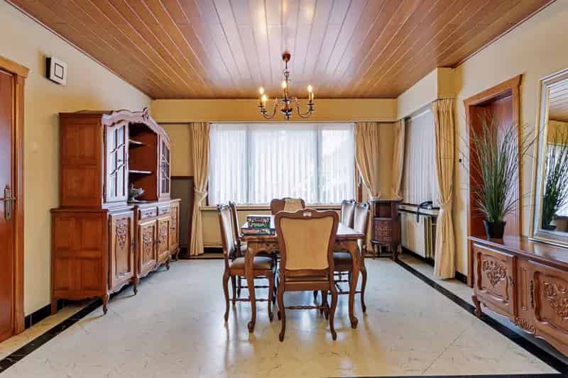 Huis te huur 252m² 1018m² tuin dubbele garage
