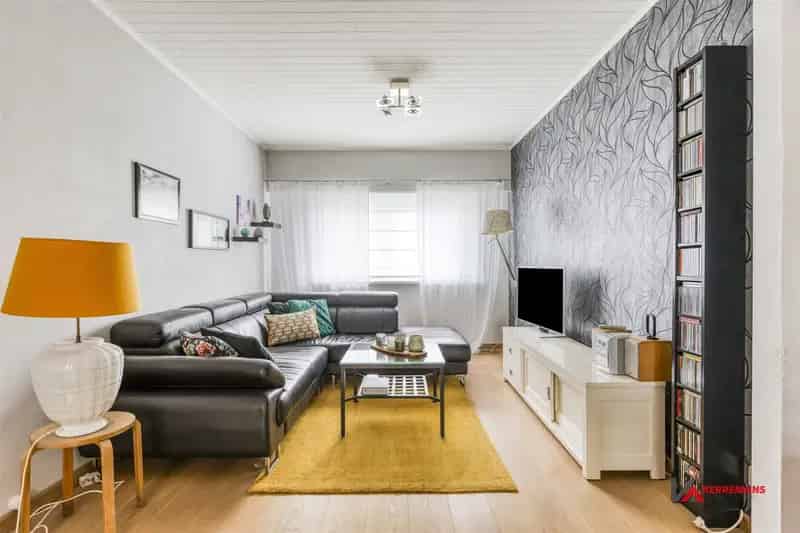 Huis te huur 2 slaapkamers tuin gerenoveerd EPC