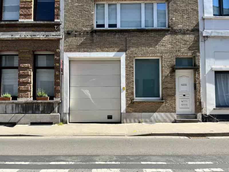 Garage te koop Antwerpen Zuid - Overdekte Autostaanplaats