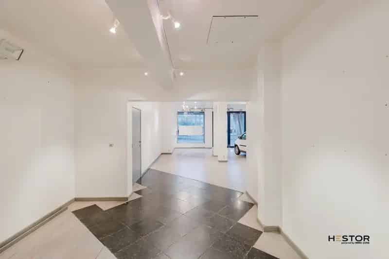 Handelshuis met Appartement te Sint Niklaas
