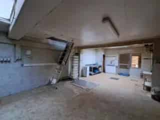 Handelsfonds Mouscron: Winkel met Appartement 190m²