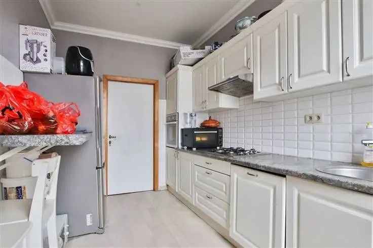 Appartement te koop in Molenbeek-Saint-Jean met 1 slaapkamer