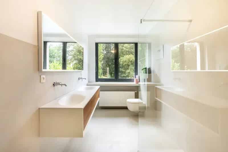 Antwerpen Herenhuis Praktijkruimte Tuin 7 slaapkamers