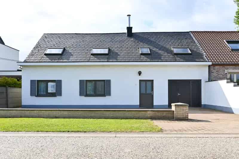 Huis te koop Halen: 3 slaapkamers, garage, tuin - renovatieproject