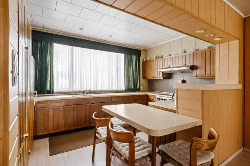 Huis te koop Hemiksem: 2 slaapkamers, garage en tuin