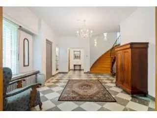 Villa te koop Brasschaat 2670m²