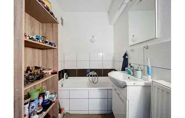 Huur 1 slaapkamer appartement van 63 m² in Liège