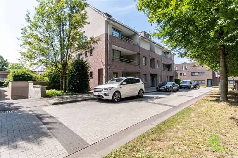 Duplexappartement te koop Spalbeek 2 slaapkamers autostaanplaats