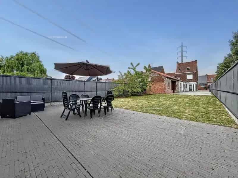 Huis te koop Deerlijk 4 slaapkamers grote loods
