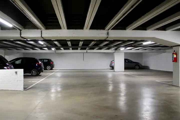 Parkeerplaats te huur in Aalst met ondergrondse staanplaats