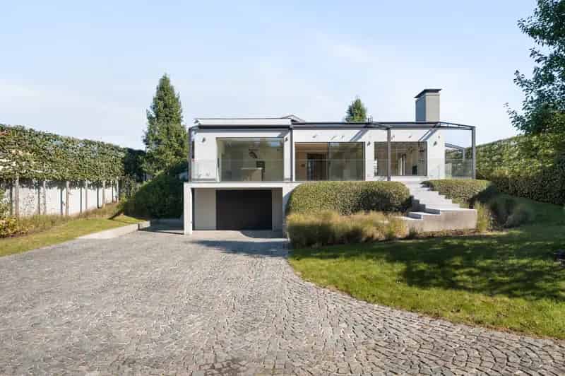 Huis te huur Exclusieve villa 4 slaapkamers tuin garage