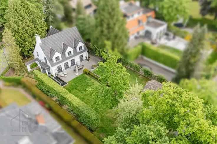 Villa te Koop UKKEL 4 slaapkamers 3 badkamers Jacuzzi Tuin