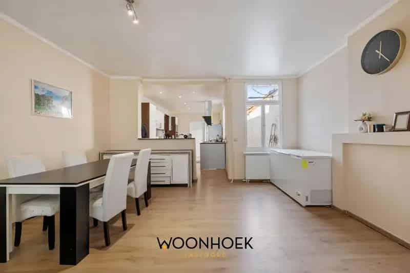 Huis te Koop Lokeren - Centraal Gelegen met Tuin