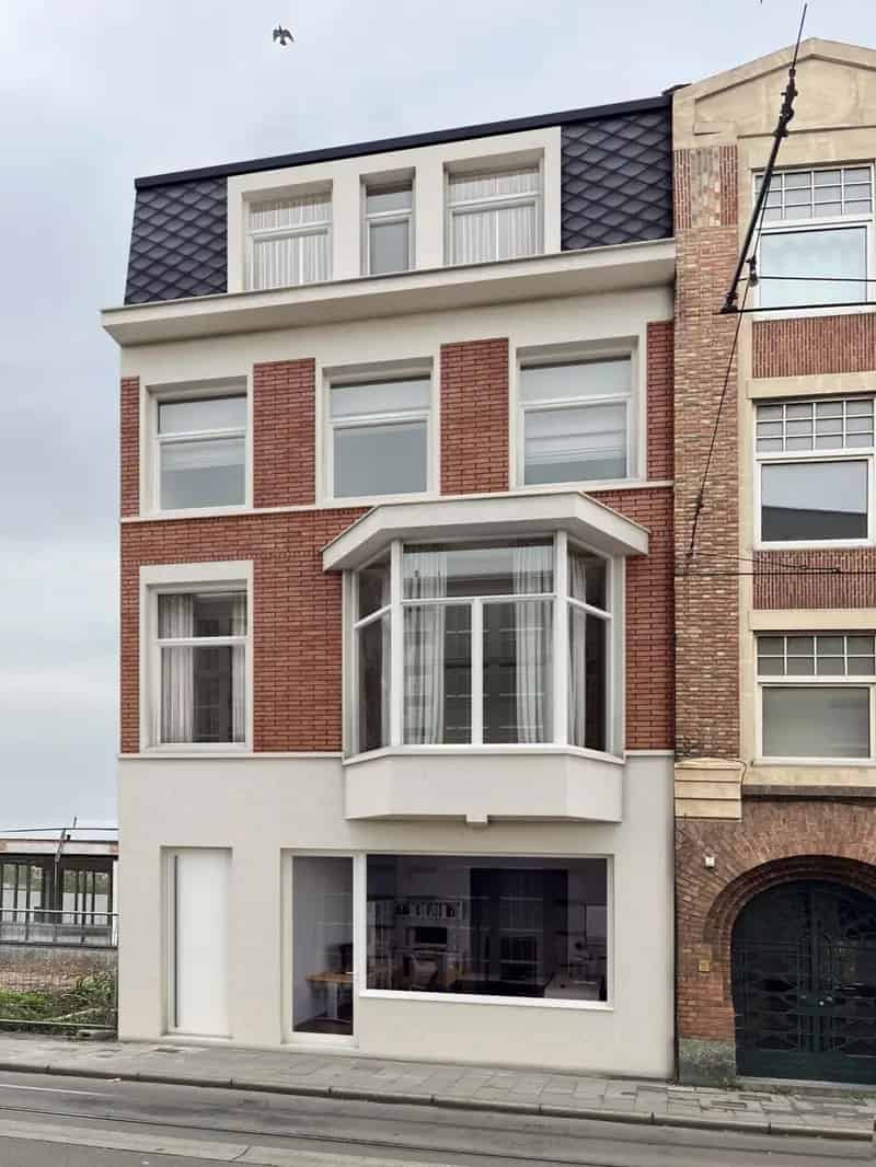 CASCO Handelsruimte 115m² Langs Tramlijn 1