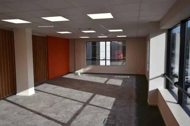 Kantoren te Huur Rhode-Saint-Genese N5