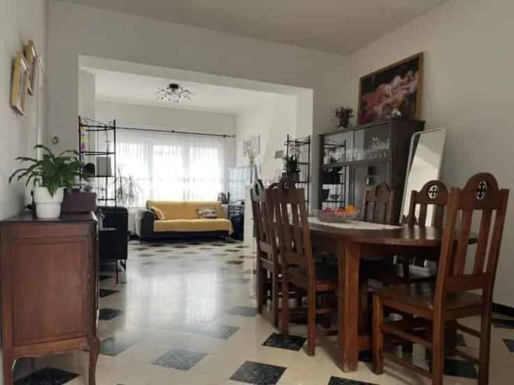 Te Koop: Gezellige Familiewoning met 3 slaapkamers