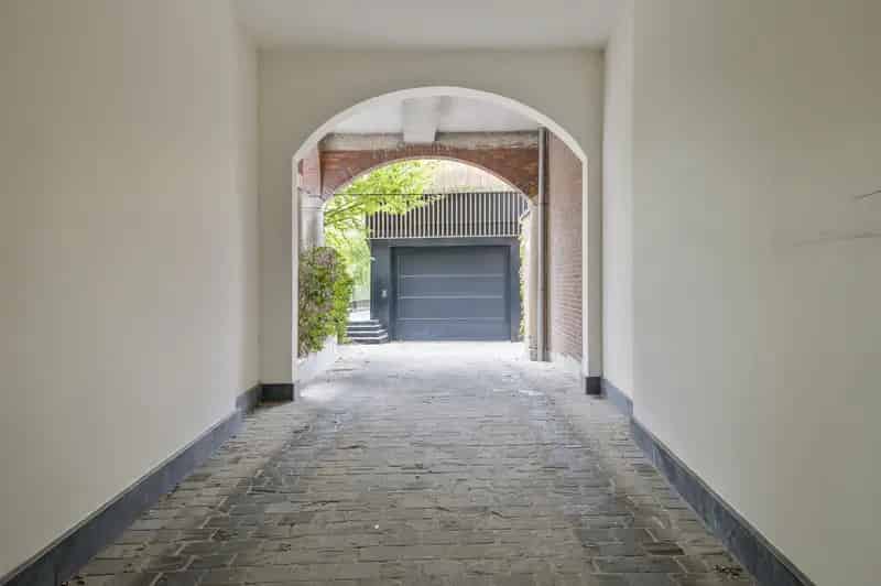 Garage Gent Kortrijksepoortstraat Ondergrondse Autostaanplaats