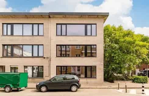 Studio Appartement 32m2 Nabij Winkels en Openbaar Vervoer