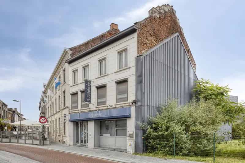 Handelspand met Woonst te Tienen 347m²