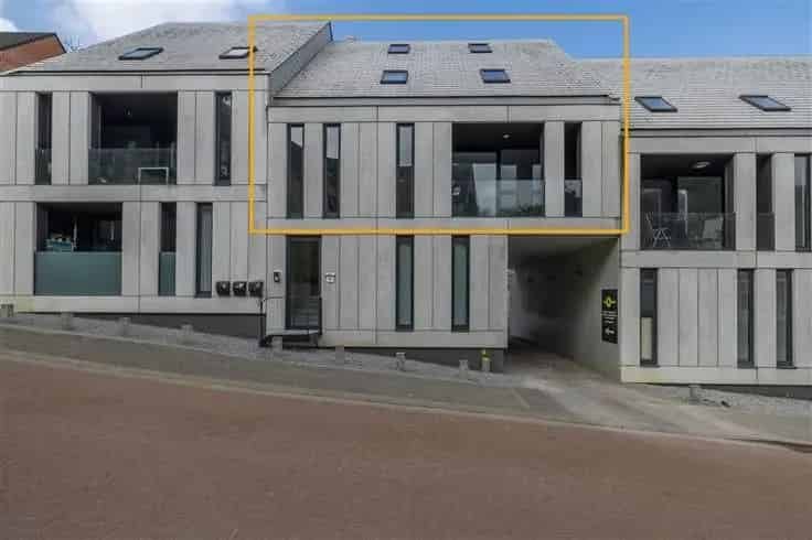 Penthouse Te Koop Aarschot: Ruim Duplex Appartement Nabij Station