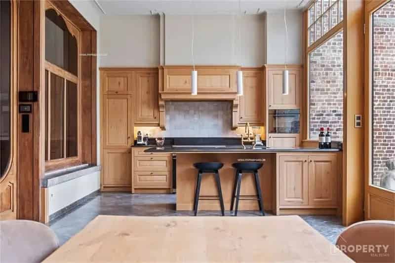 Herenhuis te koop Izegem 4 slaapkamers gerenoveerd