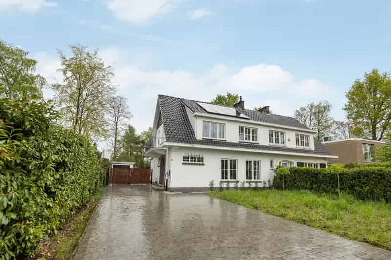 Huis te huur Schilde: Gerenoveerde gezinswoning 3 slaapkamers