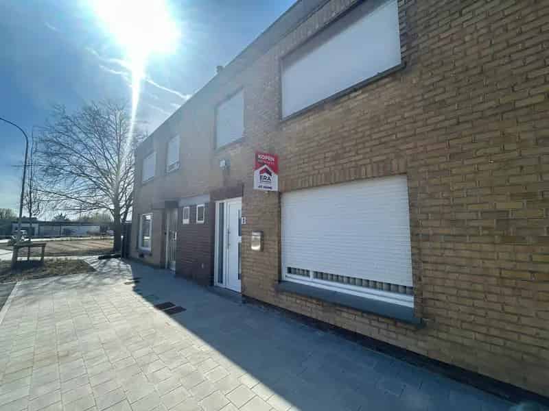 Huis te koop 3 slaapkamers garage Rustige ligging