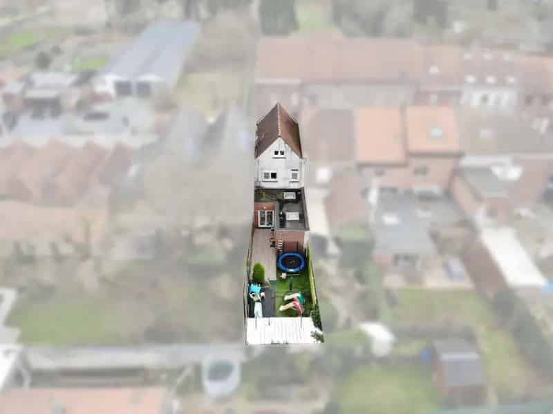 Rijwoning met tuin Vernieuwde ramen Geisoleerd dak
