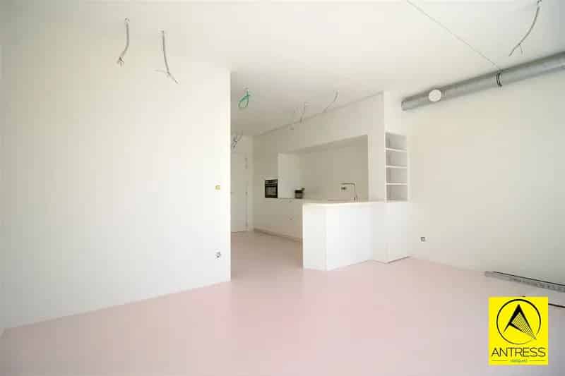 Appartement te Huur Edegem: Nieuwbouw, 1 Slaapkamer, Terras