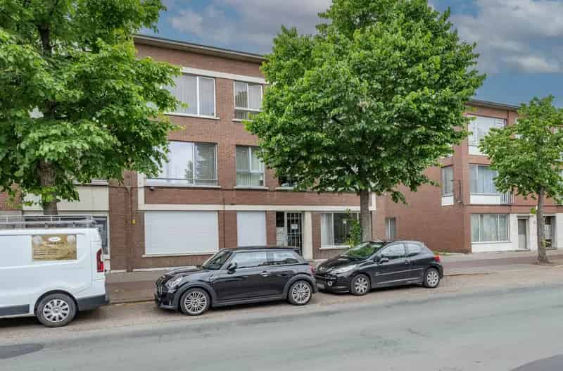 Appartement te huur 2 slaapkamers zonnig terras