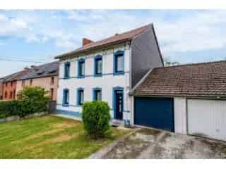 Huis te koop Haine-Saint-Paul - 4 slaapkamers, 2 badkamers, grote tuin