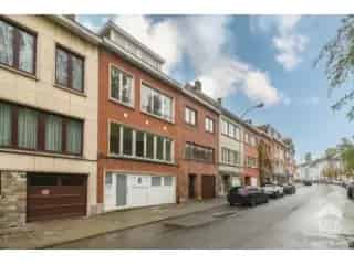 Huis te koop Ukkel 5 slaapkamers gerenoveerd