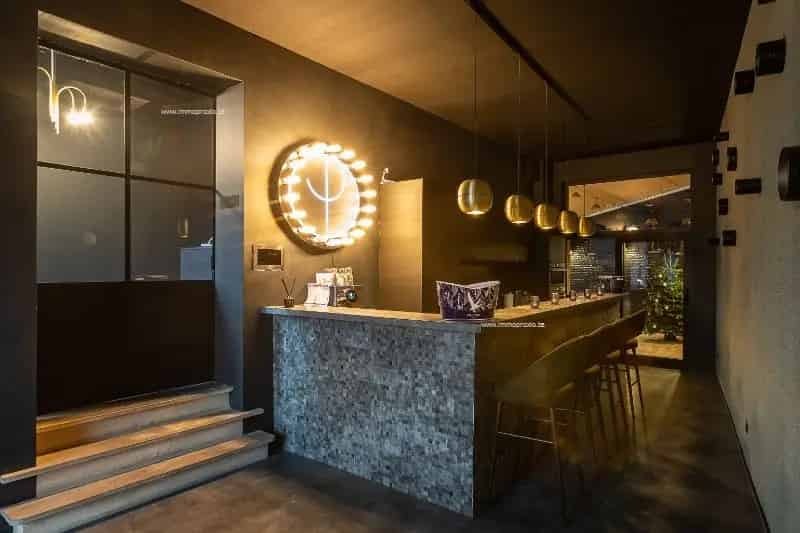 Kantoorruimte te koop Gent: 700m² gerenoveerd kantoorgebouw